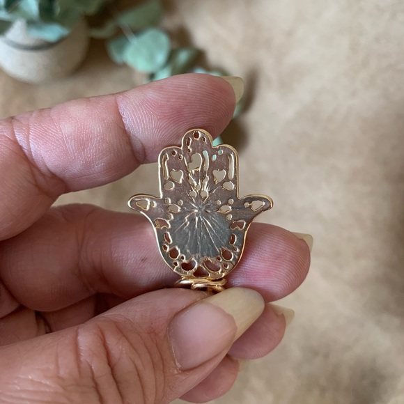 Gold Hand of Hamsa Keychain - Picture 3 of 4